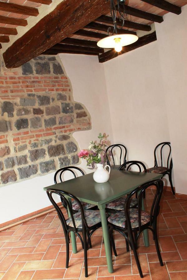 La Casa Del Calzolaio Hotel Радикофани Екстериор снимка