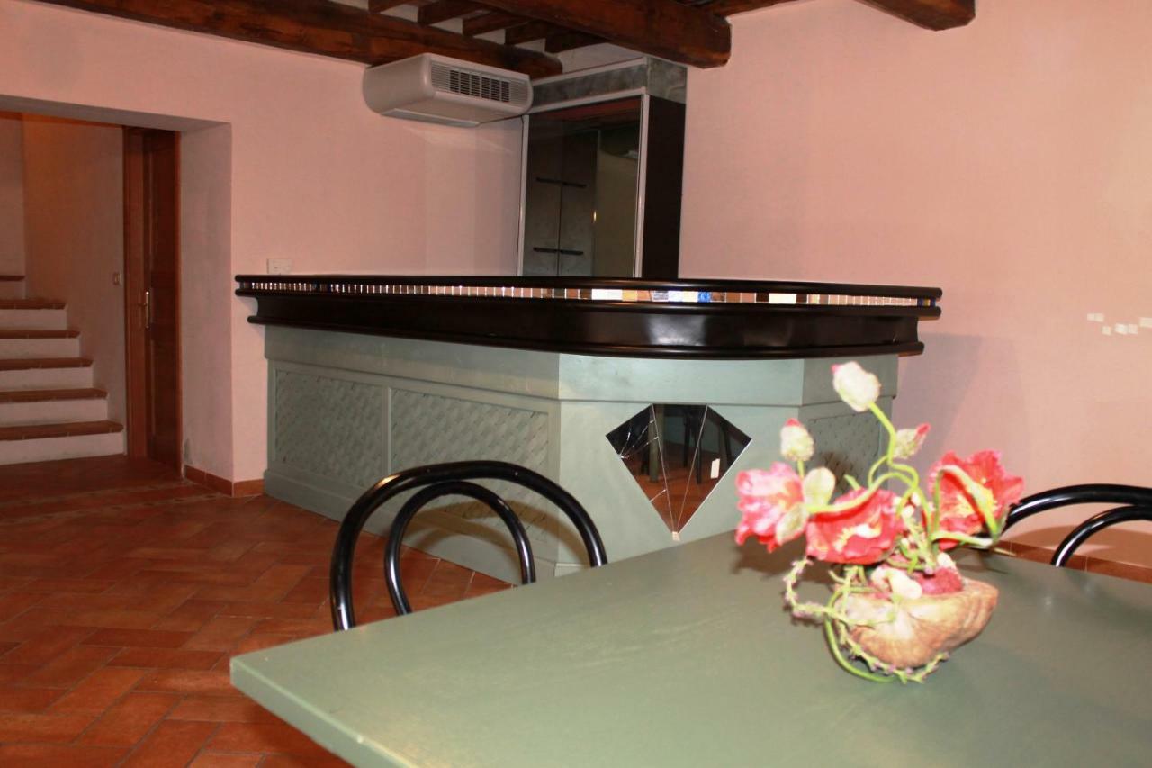 La Casa Del Calzolaio Hotel Радикофани Екстериор снимка